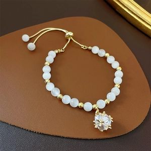 Vintage Elegantes Perlenarmband Legierung Mit Synthetischem Katzenaugenstein Und Zirkon Verstellbarer Schieber Schmuck Für Damen