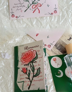 Détail de cartes de vœux 3D vintage avec illustrations d'aquarelles de roses et de fleurs