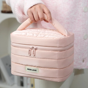 Rosa gesteppte Kosmetiktasche aus Nylon mit Griff und BEEN LOVE Tag für Reisen