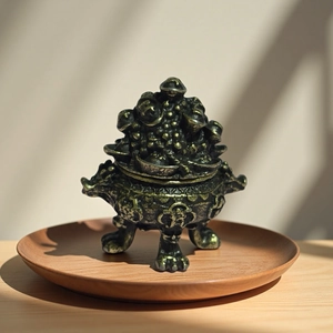 Mini Brûleur Encens Alliage Bronze Antique Rétro Chinois Trépied Avec Couvercle Décoration Lingot Chance