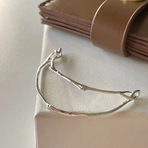 Minimalist S925 sterling silver bamboo style branch bracelet on elegant white box