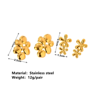 Close-up of chunky 18k gold plated flower stud earrings with measurement dimensions