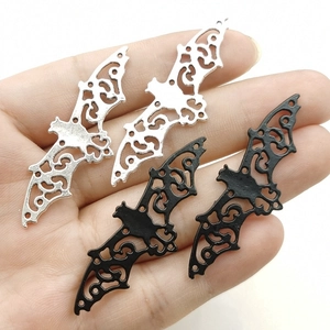 DIY 56mm hollow bat metal pendants for jewelry in silver and black on palm