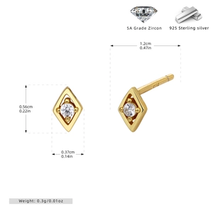 Detailed macro view showing dimensions of 925 sterling silver geometric rhombus stud earrings