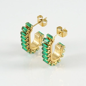 Gold 18K stainless steel U-shaped earrings with emerald green baguette cut stones