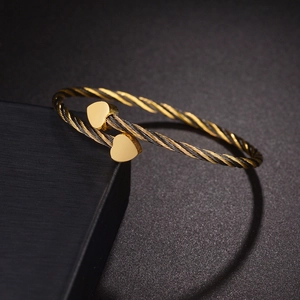 Bracciale rigido retrò in acciaio inossidabile 304 intrecciato con cuori dorati