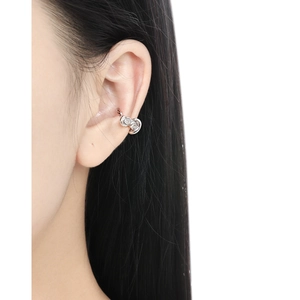 Minimalist S925 sterling silver ear cuff with irregular winding lines and sparkling crystals