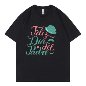 Men's black cotton T-shirt with Feliz Dia del Padre print and stylish fedora graphic