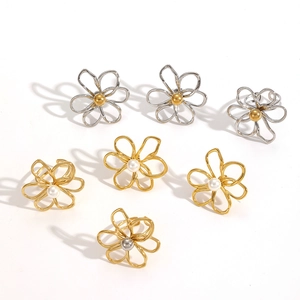 Ins style minimalist stainless steel five-petal flower stud earrings set in gold and silver