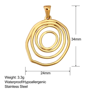 Golden irregular stainless steel layered circle pendant with product dimensions and 3.3g weight