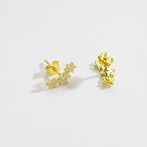 Elegant S925 sterling silver flower earrings with gold plating and sparkling zircon stones