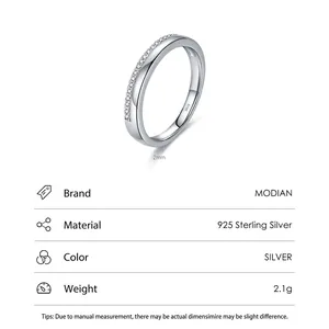 Minimalistischer Ring aus 925er Sterlingsilber mit 2mm Zirkonia-Mikropavé-Besatz