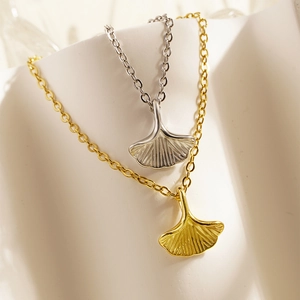 Minimalist Titanium Steel Ginkgo Leaf Pendant Necklace Geometric Leaf Clavicle Chain Elegant Fashion Commute Jewelry For Women Gold Silver