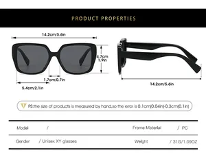 Tableau des tailles pour lunettes de soleil carrées noires avec dimensions et détails PC