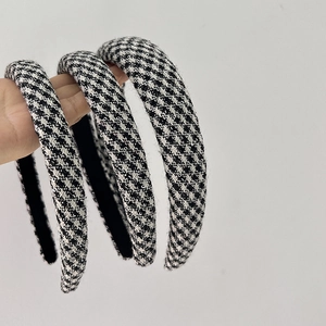 Elegant vintage black and white houndstooth sponge headband set with textured wool fabric