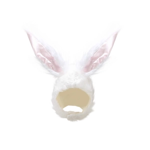 Bonnet mignon en peluche blanche à oreilles de lapin et doublure en satin rose