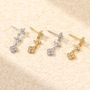 Elegant gold and silver S925 sterling silver four-leaf clover earrings with sparkling zircon