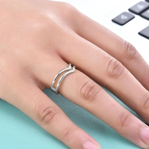 Minimalist silver stainless steel double V hollow ring for women on finger