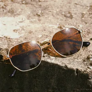 Retro square gold metal sunglasses with twisted texture temples and brown gradient lenses