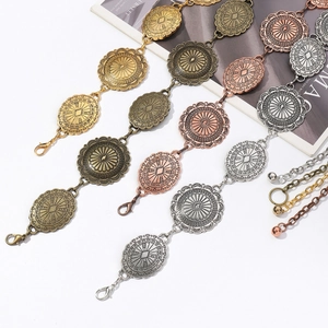 Ceinture Chaîne en Métal Vintage Bohême pour Femmes Concho Fleur Soleil Gravé Chaîne de Taille Réglable Accessoires Mode