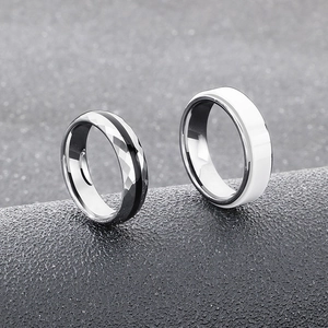 Anello Sfaccettato Geometrico Minimalista Acciaio Tungsteno Ceramica Striscia Nera Gioielli Stile Industriale