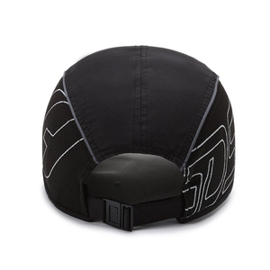 Quick-dry mesh baseball cap for men with breathable side panels and adjustable buckle strap