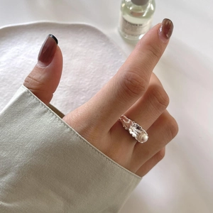 Minimalist S925 sterling silver open ring with organic texture and a white pearl accent