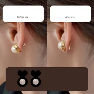 Comparison showing the lift and support effect of silicone hamburger earring backs on ear