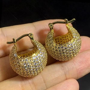 Chunky Huggie Earrings For Women Copper Pave Cubic Zirconia Sparkling Round Ball Shape Jewelry Accessories
