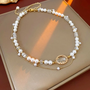 Double-layer geometric necklace with white pearls and sparkling round crystal pendant