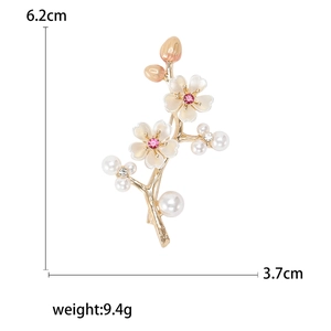 Elegant plum blossom branch brooch with enamel flowers and pearls in a 6.2cm gold setting
