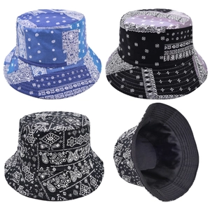 Unisex paisley bucket hat with bandana print in foldable double-sided cotton canvas