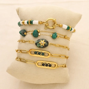 Five-piece gold chain bracelet set with green malachite pendants and beaded accents