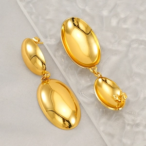 Boucles d'oreilles ovales en acier inoxydable doré au style vintage français chic