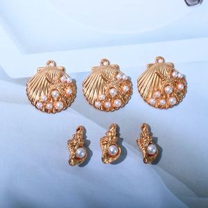 Golden shell and conch alloy charms with faux pearls for DIY jewelry making
