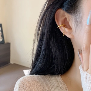 Minimalist gold tassel ear cuff with long chain dangle earrings for women with non-pierced ears