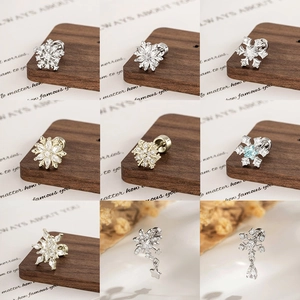 Snowflake Helix Piercing Jewelry Titanium Steel Post Copper Zirconia Cartilage Stud Screw Back Christmas Style