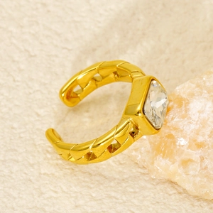 Fashionable gold stainless steel open ring with square zircon and chain hollow texture