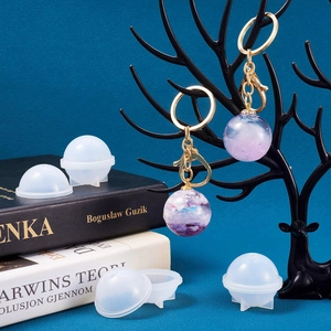 DIY Silikonkugelform für Harzguss mit violettem Galaxie-Schlüsselanhänger Display