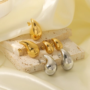 Polished hollow teardrop earrings in gold and silver finish 18K gold plated steel