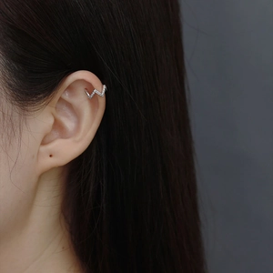 Minimalist S925 sterling silver ear cuff with sparkling wave design for non-pierced ears