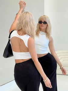 Λευκό εξώπλατο πλεκτό crop top με μακριά μανίκια σε καθρέφτη για λεπτομέρειες
