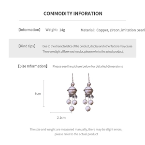 Dimensions détaillées des boucles d'oreilles perles en cuivre et avec zircons