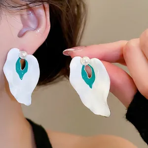 Calla lily flower earrings and ring set with green accents and elegant pearls
