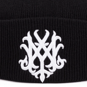 Bonnet en tricot noir avec logo brodé blanc gothique pour hip hop et chaleur extérieure