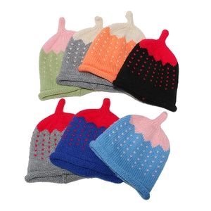 Bonnet Tricoté Pour Enfants Acrylique Forme De Fraise Hiver Chaud Coupe-Vent Motif Jacquard Cœur Pour Garçons Filles