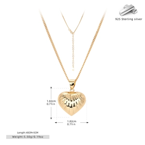 Detailed size specifications for a gold S925 sterling silver heart necklace pendant