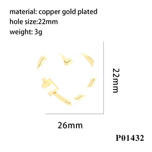 Detail of copper gold plated heart-shaped screw clasp with dimensions and product specs
