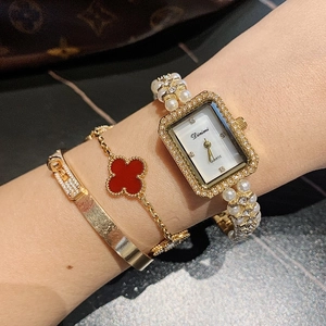 Elegant square shell dial watch with pearl bracelet strap and clover jewelry set