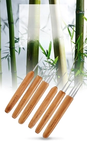 Detailed set of 0.5mm and 0.75mm bamboo handle crochet hooks for dreadlock styling